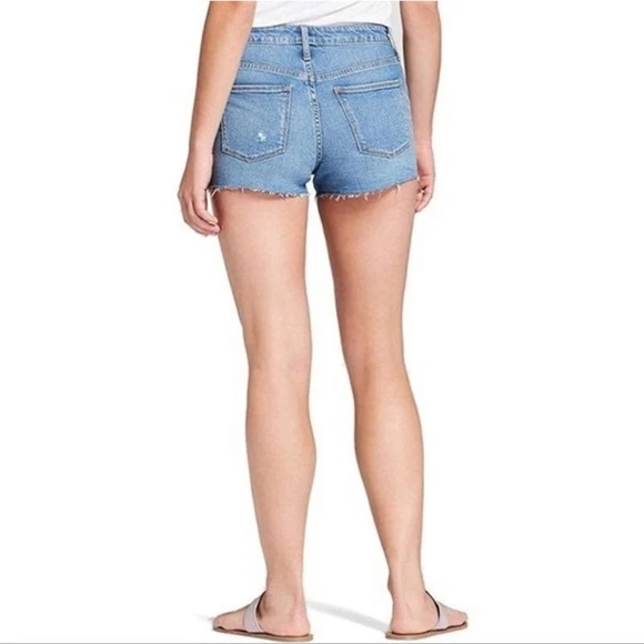 Universal thread high- rise denim shorts - Picture 2 of 13